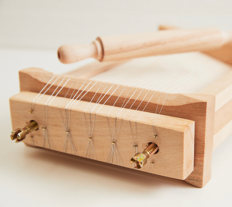 Italian Pasta Chitarra with Rolling Pin